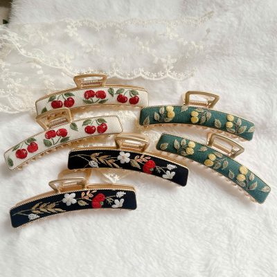 Embroidery Barrette, Embroidered Floral Hair Claw Clip, Flower Hair Claw Clip, Vintage Claw Clips